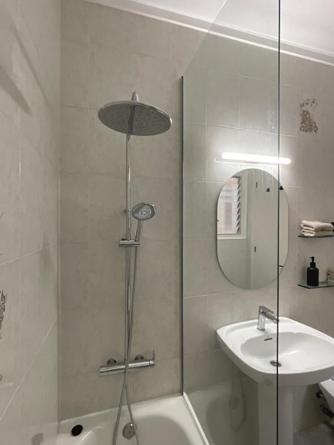 The Appartment Llança Dış mekan fotoğraf